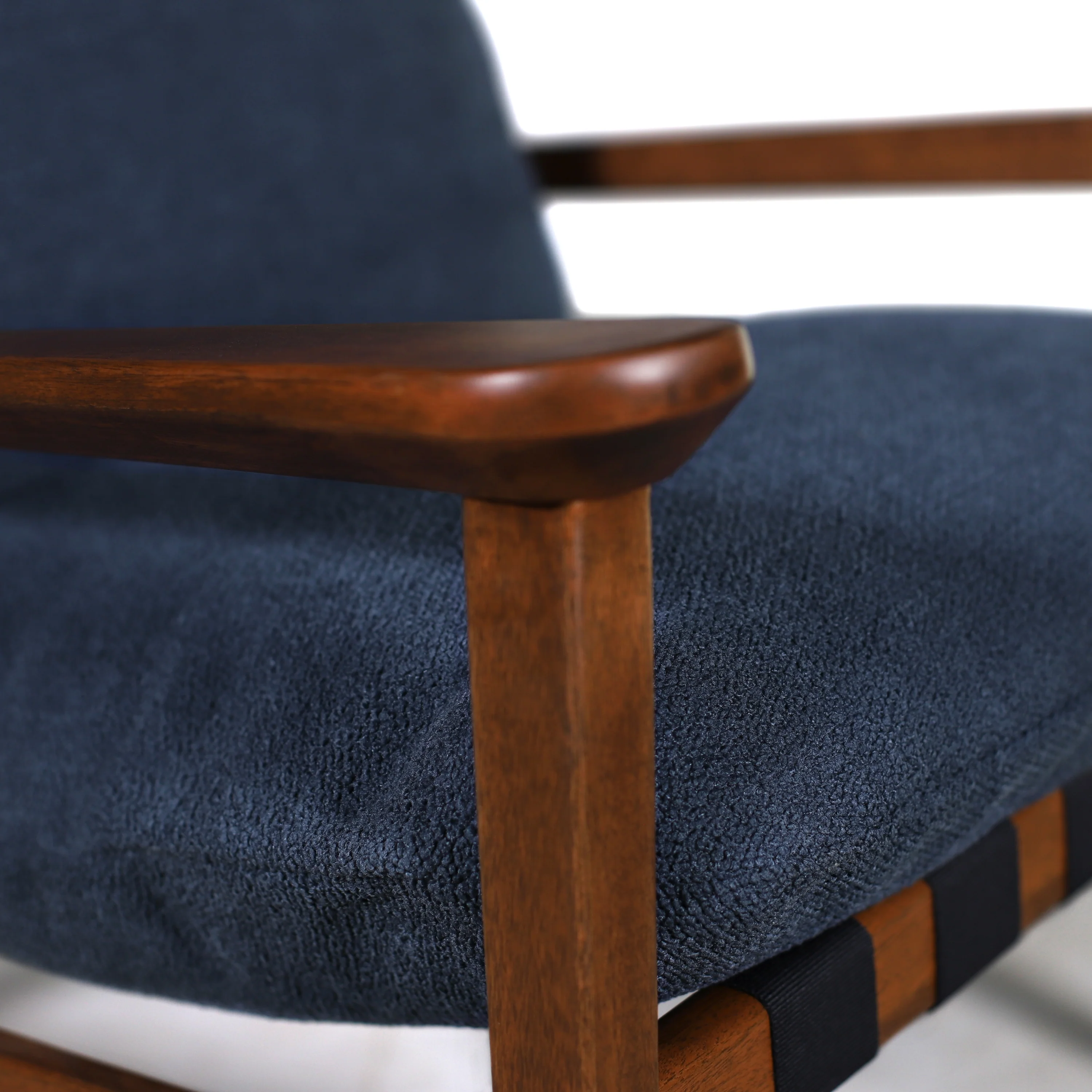Mid Century Lounge Chair - Image 13