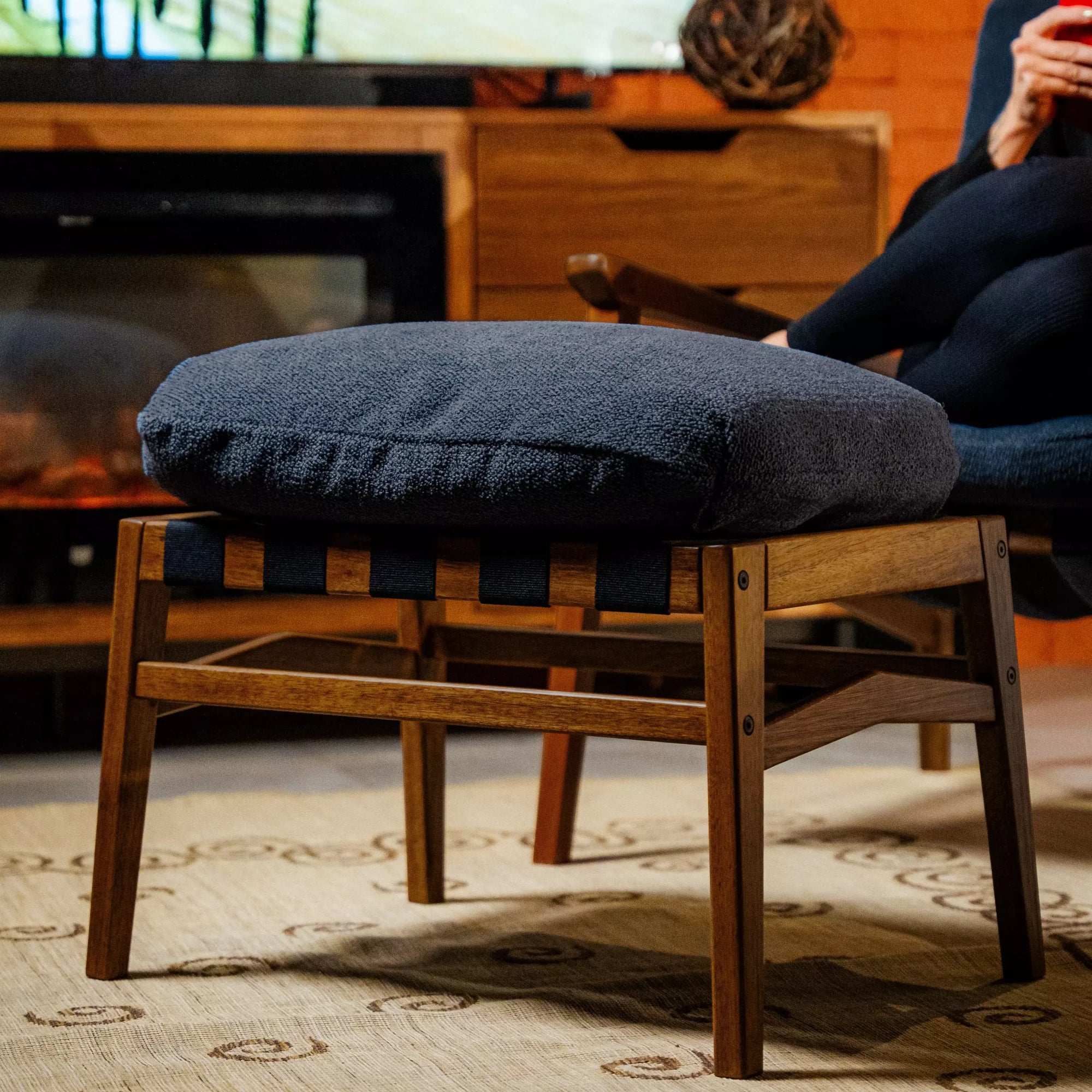 Mid Century Ottoman - Image 5
