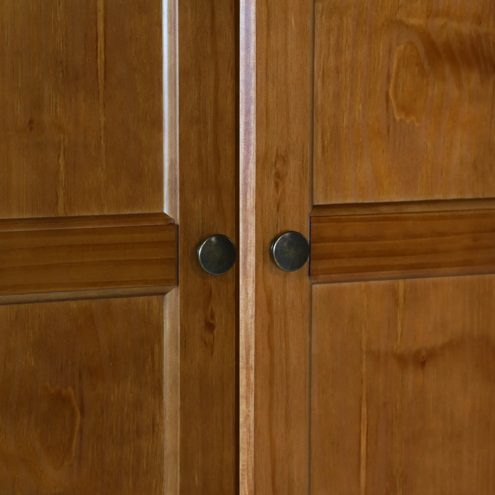 Shaker 2-Door Wardrobe - Image 20